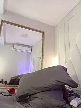 Kaylachannell's Live XXX Chat