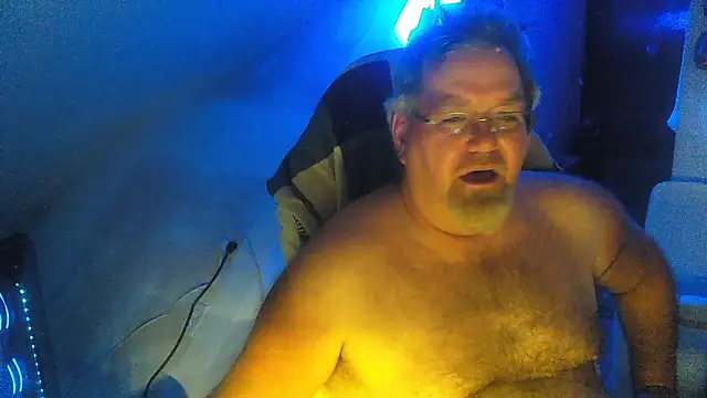 PervTrucker2 XXX чат на живо