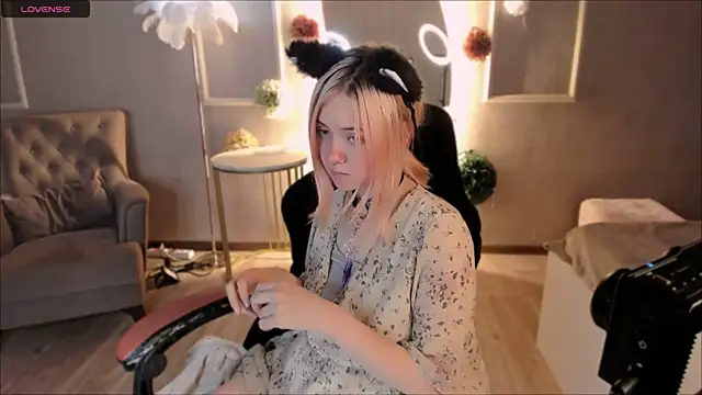 Miiu_miiu লাইভ XXX চ্যাট