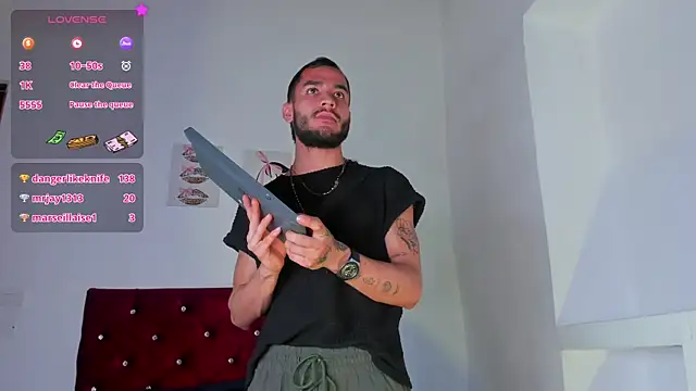 MaxPower003 live XXX chat