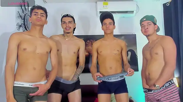 BOYS_IN_THE_EMPIRE's Live XXX Chat