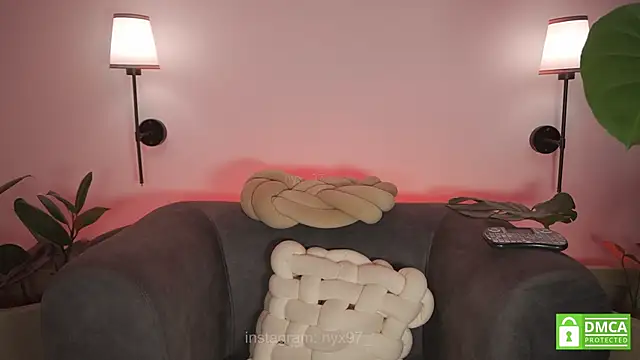 nyx_97's Live XXX Chat