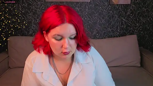 Emma_Davise Adlı Modelin Canlı XXX Sohbeti