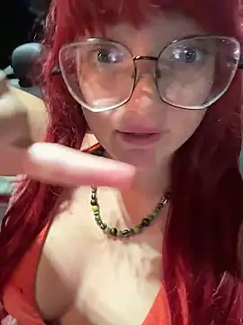 Živý XXX chat urpuppymoon