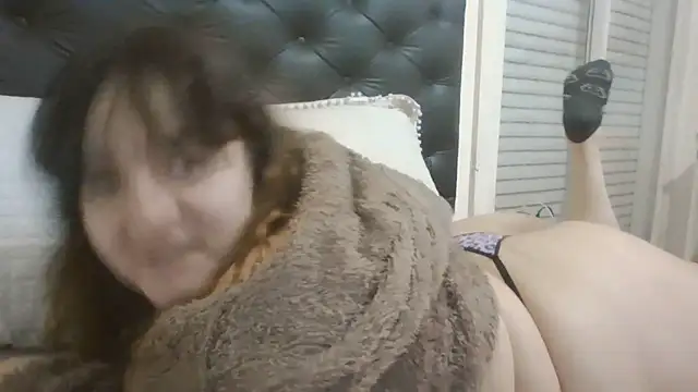 Bombon_ok Chat XXX in diretta