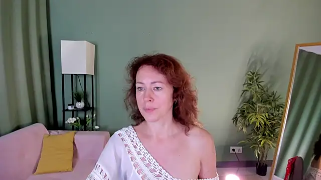 LeticiaRomano's Live XXX Chat