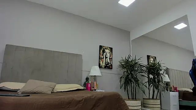 Angie_abby – Naživo XXX chat