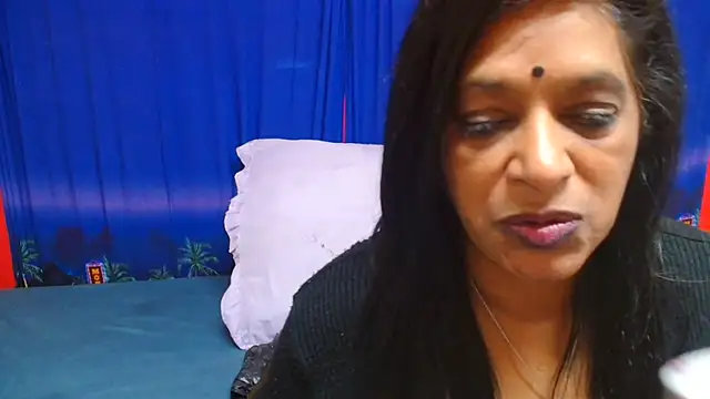 Chat XXX en directo de INDIANFUSION