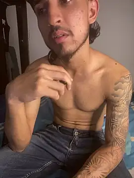 Živý XXX chat Kriss_Edwards