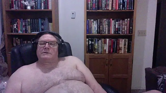 Vinyl22@xh Show Webcam