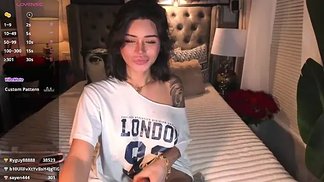 Živý XXX chat ParisianDoll