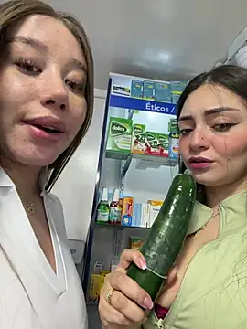 roouse Live XXX-chat