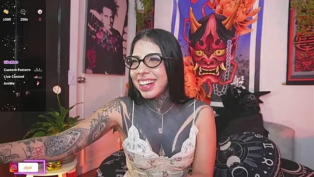 Онлайн чат XXX Dalia_Vorhees