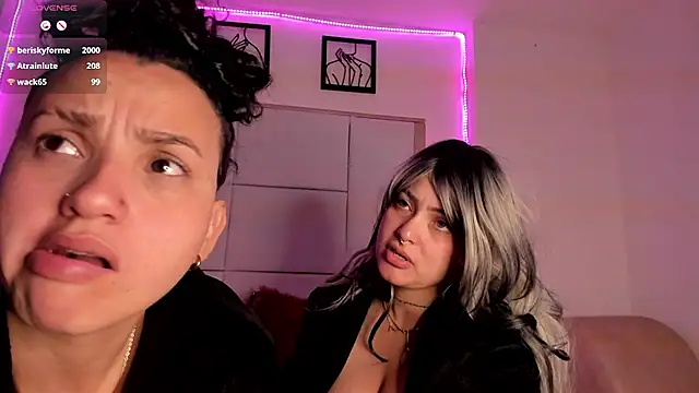 Онлайн чат XXX Agatha_Atenea11