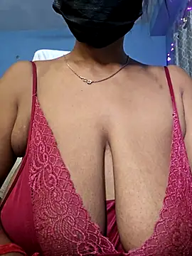 Desi_Maya69's Live XXX Chat