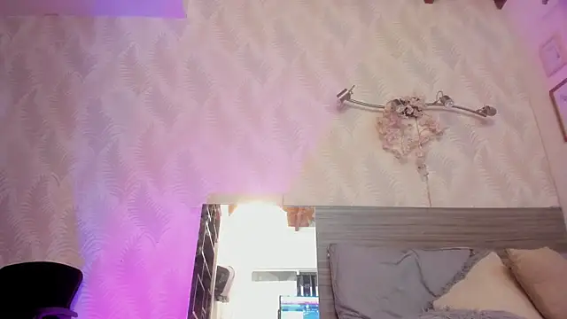 Isisjames 라이브 XXX 채팅