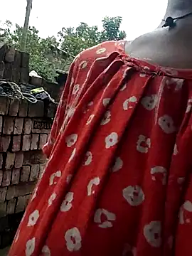 XXX chat uživo modela Sweet-runi