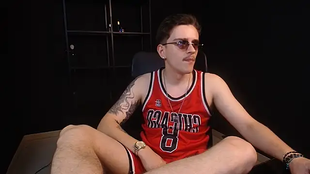 FelixStarkk 라이브 XXX 채팅