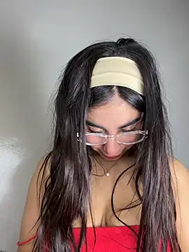 Merry_XXX লাইভ XXX চ্যাট