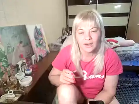 Lia_Laguna77 élő XXX-chatje