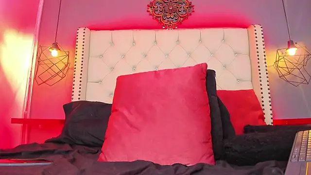 Brillytdoll Live XXX-chat