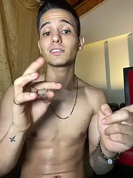 Aaronsexroom's Live XXX Chat