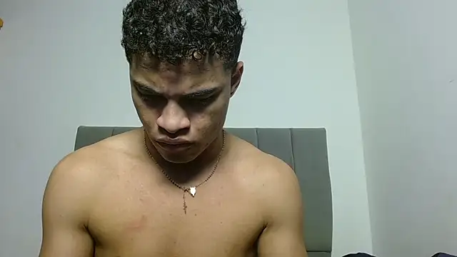 Jose_And_Daniel Live XXX-Chat