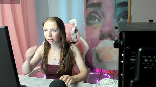 EmilyStevart's Live XXX Chat