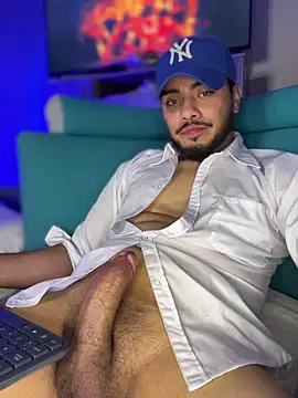 kryzthian_Olrox Adlı Modelin Canlı XXX Sohbeti