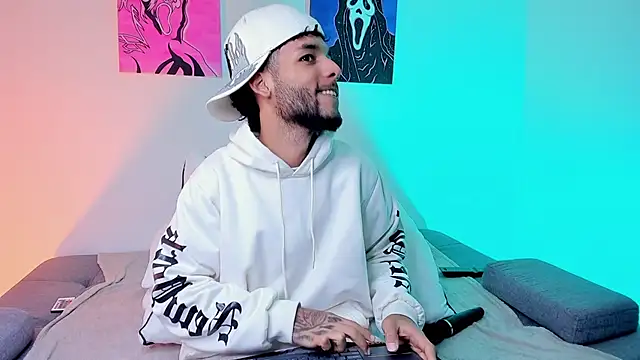 Thiagoferreti's Live XXX Chat