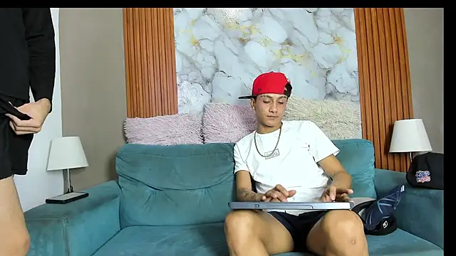 KING_BOYS2026's Live XXX Chat
