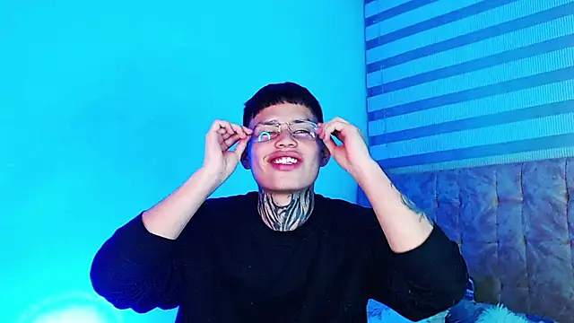 دردشة _justinmoon2 الجنسية المباشرة