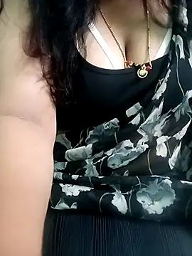 Chat +18 de your-sameera ao vivo