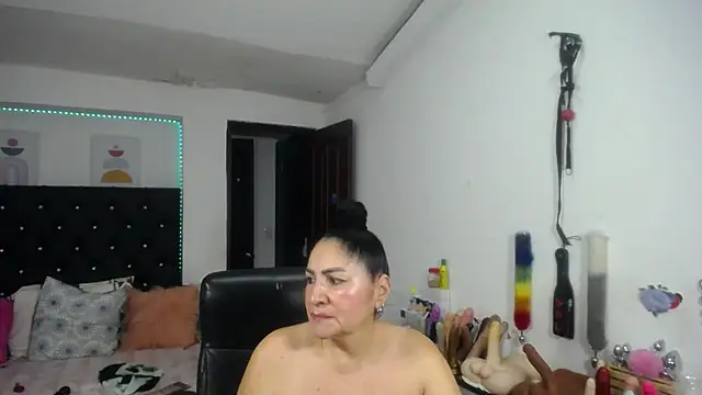 mature_bigboobs10 Chat XXX live