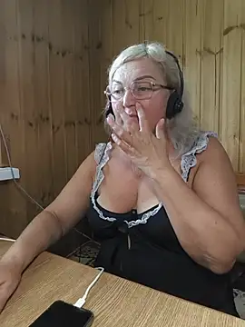 Chat XXX en directo de White-Chocolatte