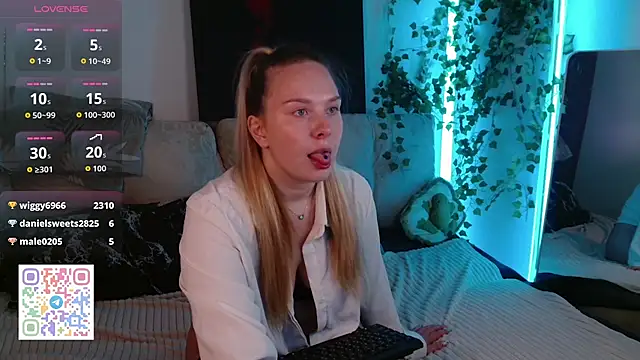 Corallymb's Live XXX Chat