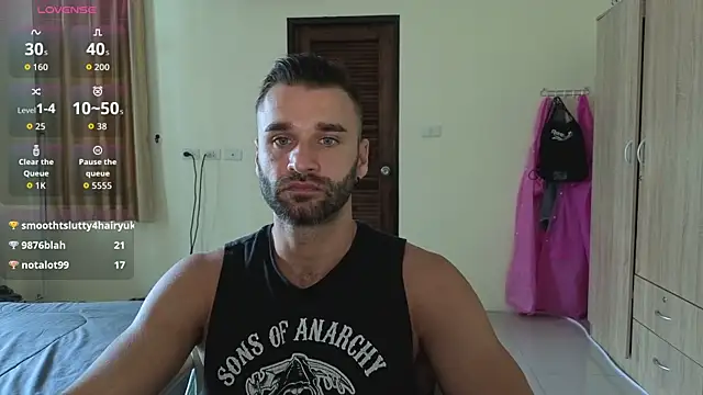 DaddySlava 라이브 XXX 채팅