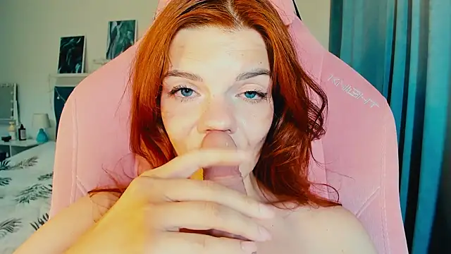 AlysaNightmoon's Live XXX Chat