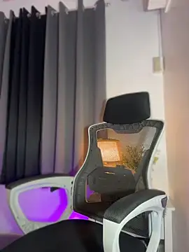 Živý XXX chat MajesticKitana