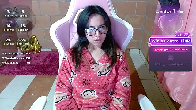 Онлайн чат XXX Maggie_Fox3