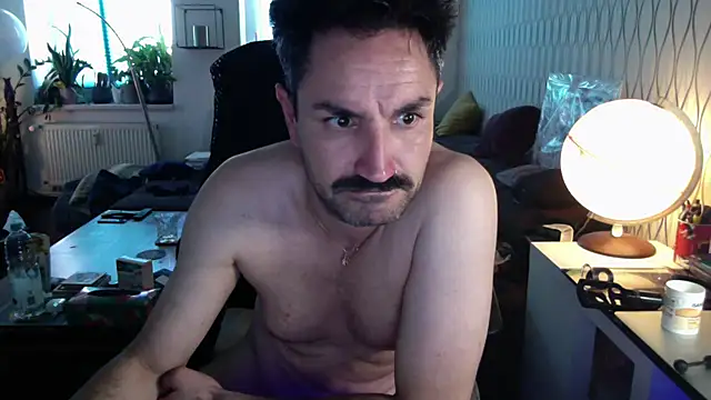 Chat XXX Live tomz0819