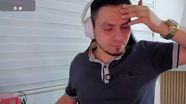 Rick_Adams – Naživo XXX chat