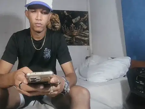 Онлайн чат XXX badboy_master