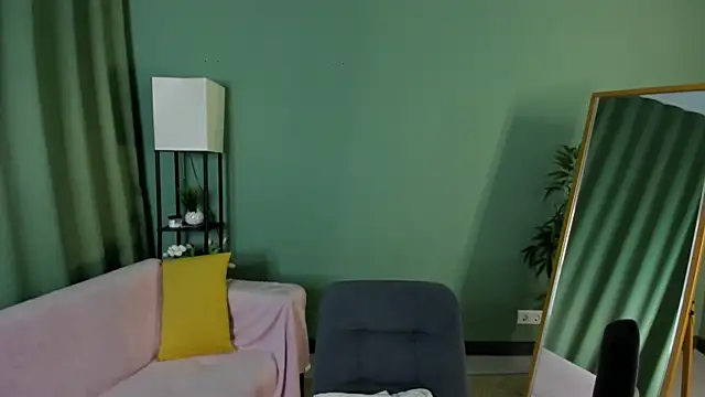 LeticiaRomano live XXX chat