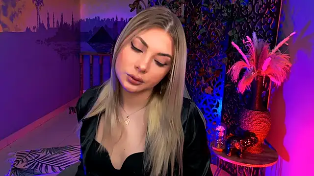 HyileyClark's Live XXX Chat