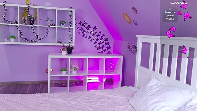 Liann_Stark Adlı Modelin Canlı XXX Sohbeti