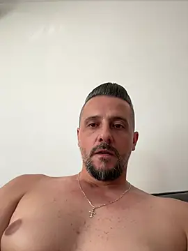 XXX chat uživo modela InsaneMattt