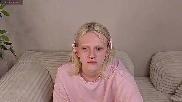 Czat XXX na żywo – Lilly_Jhonass