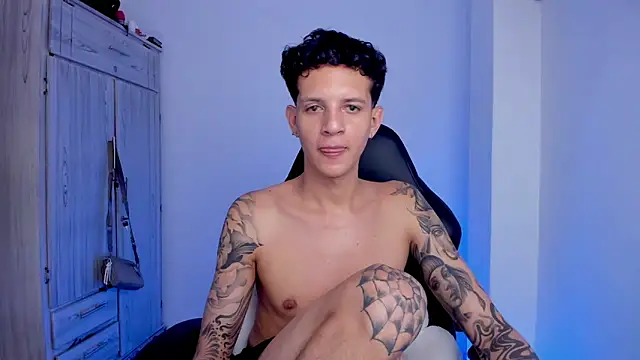 tylerrnova XXX чат  на живо