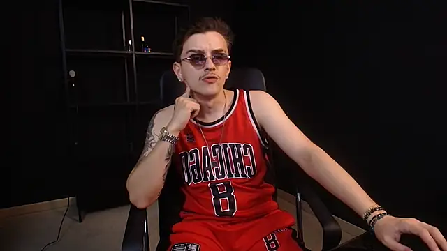 Онлайн чат XXX FelixStarkk